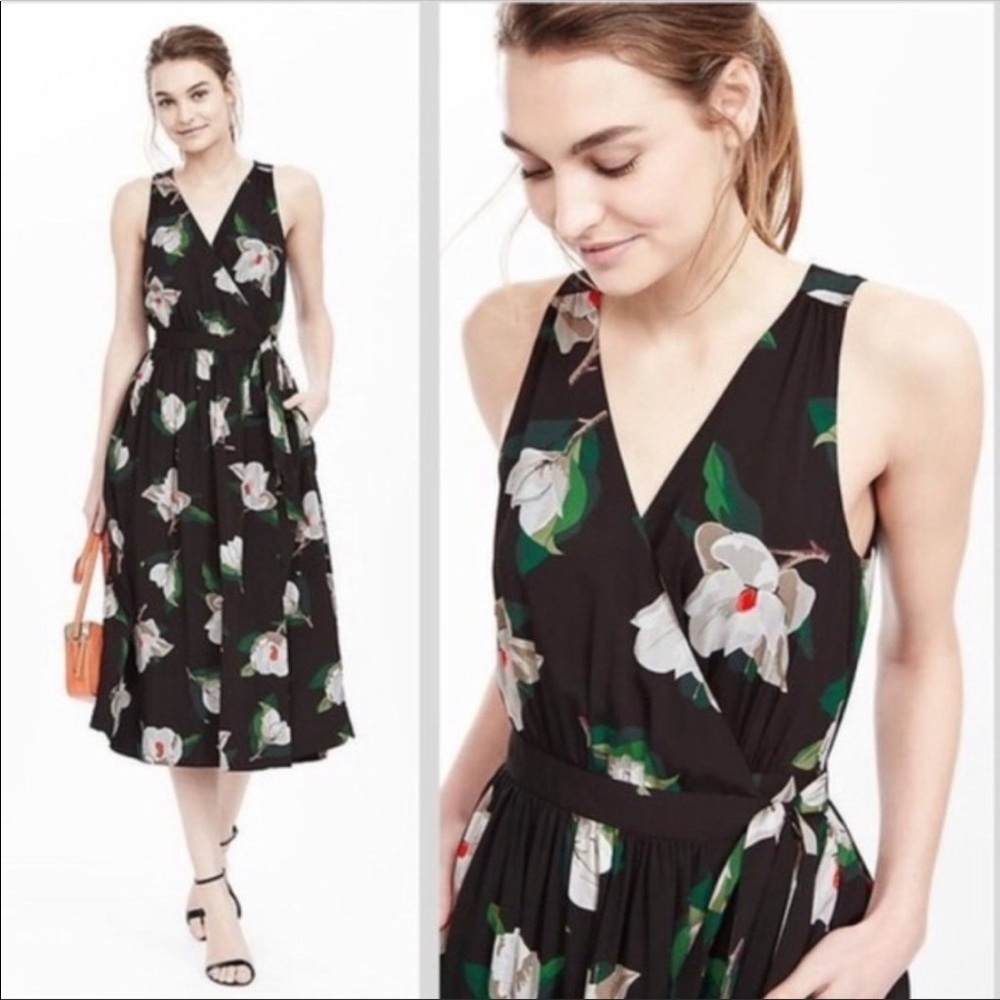 Beautiful, Classy, Elegant Floral Print Wrap Flowy Dress with Pockets